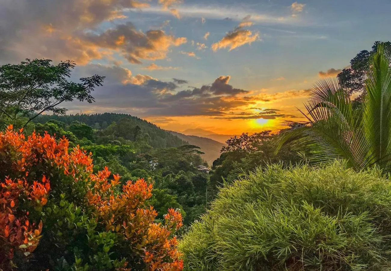 Grand Hills Kandy Hotel