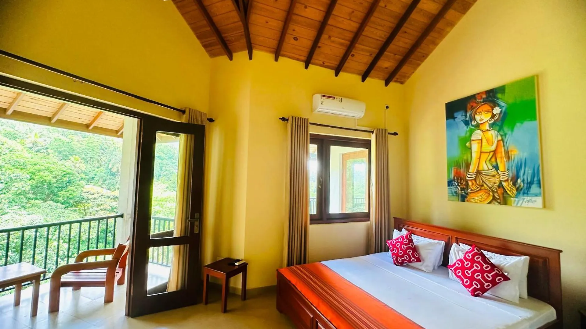Grand Hills Kandy Hotel
