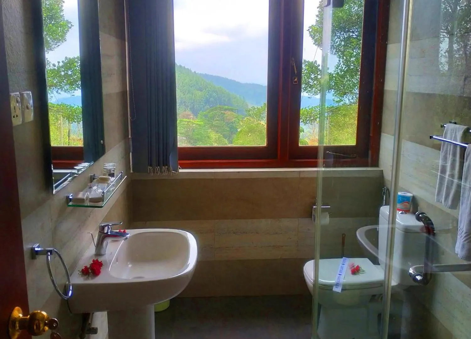 Grand Hills Kandy Hotel